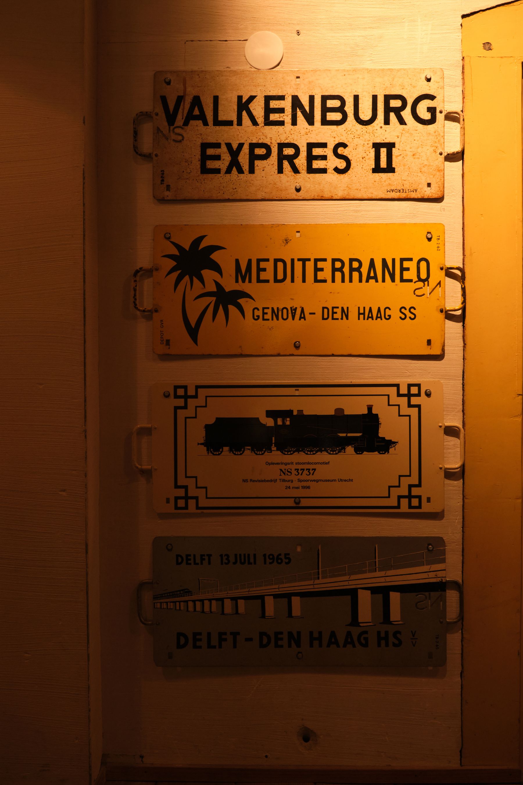 Destination Signs Destination Signs